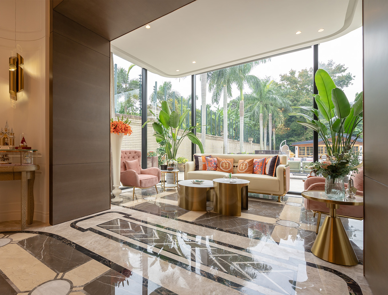 Royal Oaks interior design project Right horizontal image 2